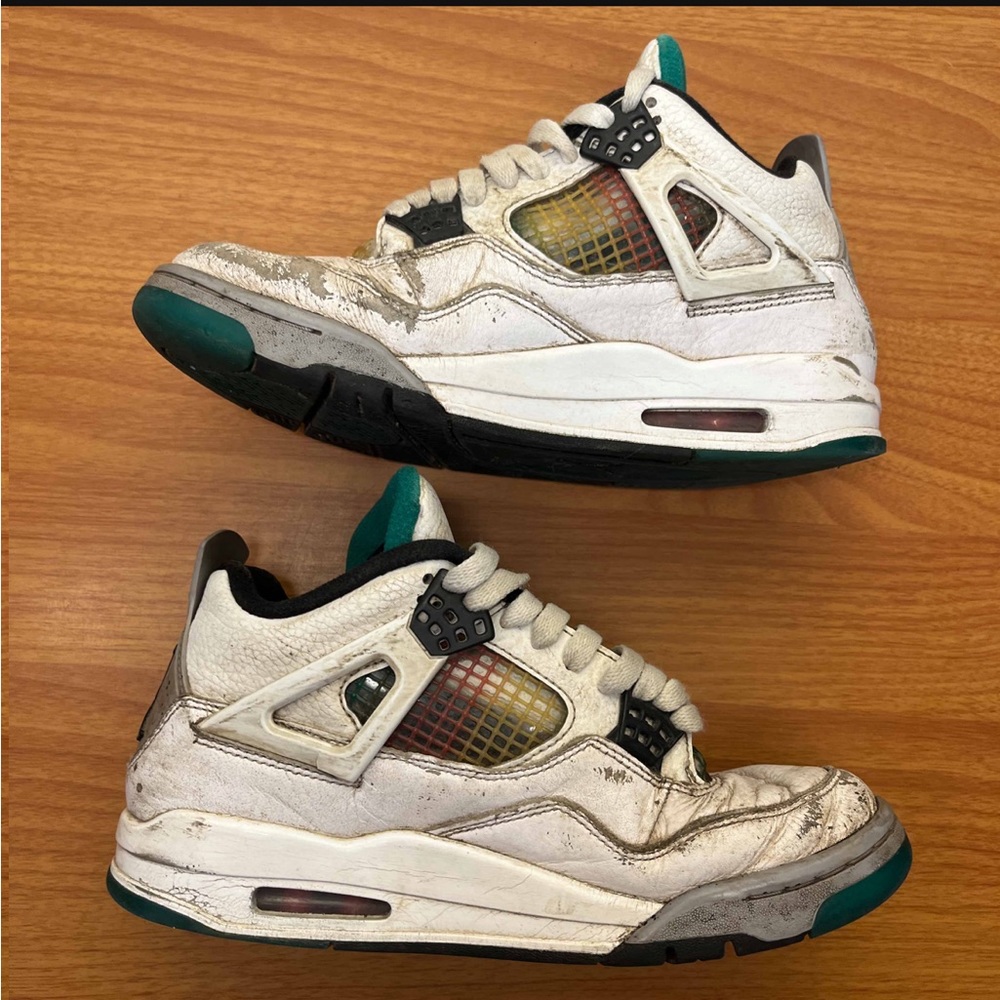 Jordan 4 Rasta - Picture 3 of 11